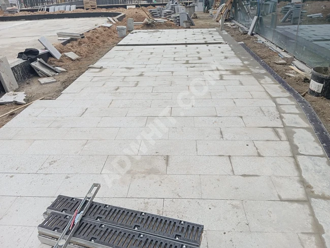 İzmit Kocaeli mermer andezit taş uygulama ekibi Halil usta 