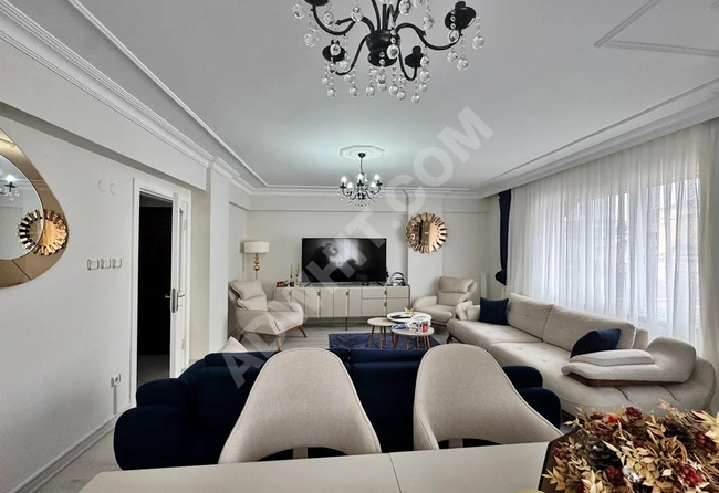 YENİBOSNA RADAR DA SATILIK K.OTOPARKLI LÜKS DUBLEKS ...