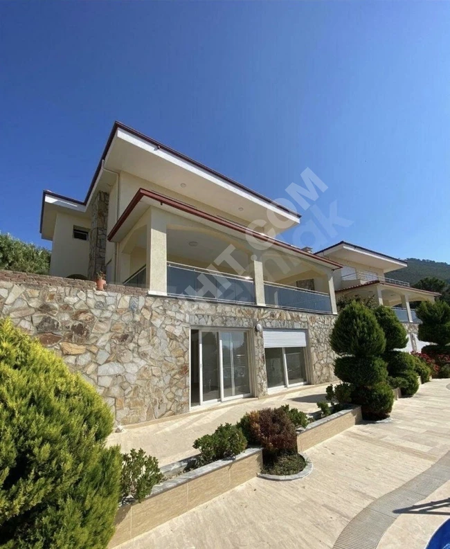 Güzelçamlı’da Milli Park Ormanı dibinde Villa