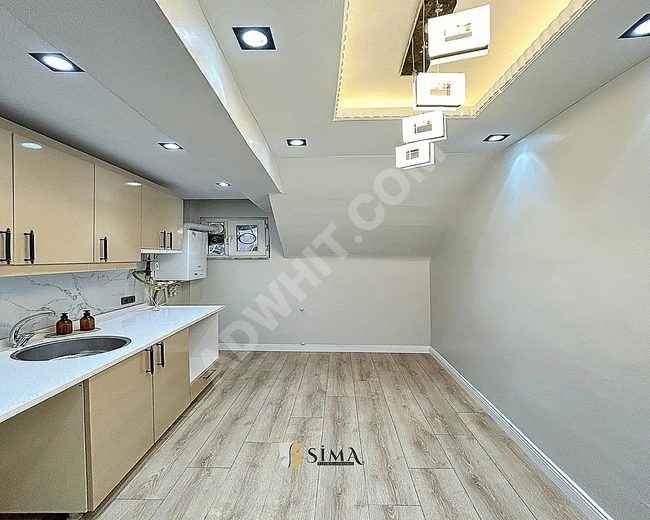 İstanbul'da metrobüse yakın süper lüks dubleks daire uygun fiyata satılıktır.