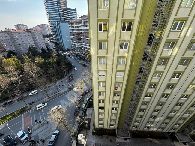 على بعد خطوات من المتروبوس، شقة 3+1 في اسطنبول