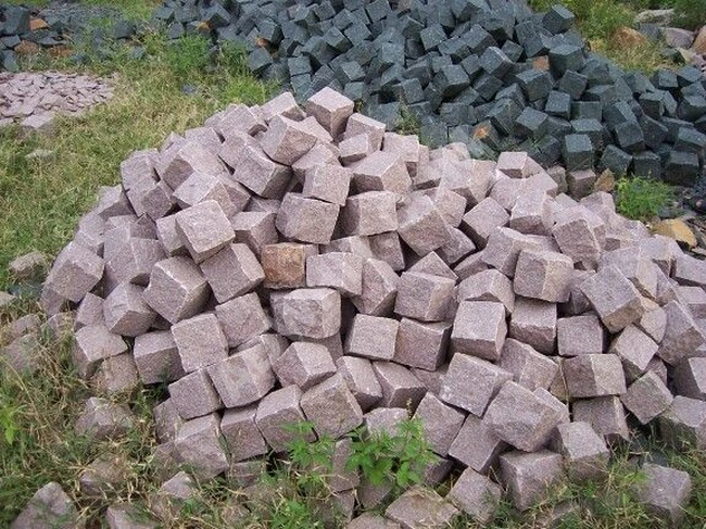 Natural split granite cube stone, begonite cube stone, master Halil