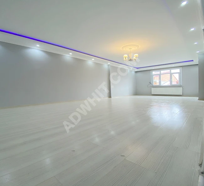 CADDE ÜZERİ ÇOK ACİL SATILIK BALKONLU FIRSAT 2+1 DAİRE