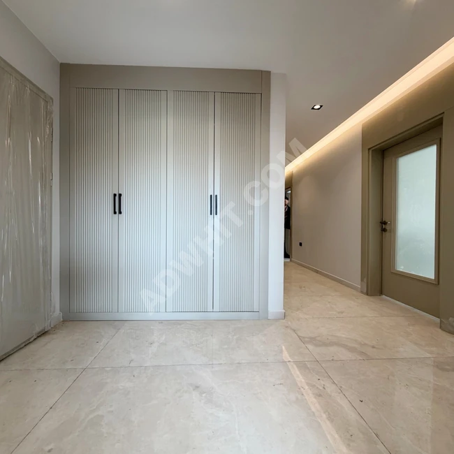 BEYLİKDÜZÜ KAVAKLI'DA ŞIK MİMARİ SATILIK 3+1 SITE İÇİ DAİRE