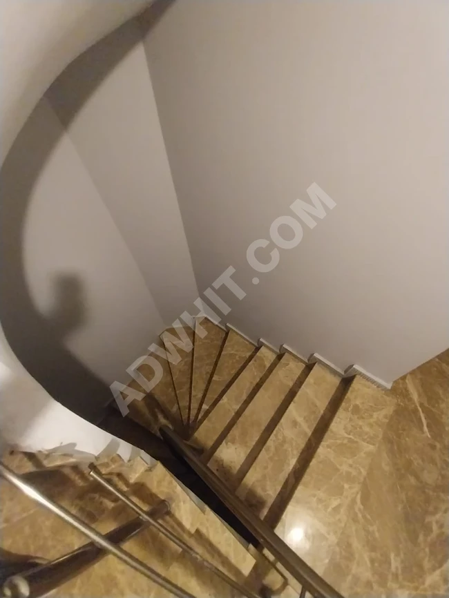على بُعد 5 دقائق من جواهر Cevahir AVM، شقق جديدة مفروشة بالكامل، كل شيء مشمول