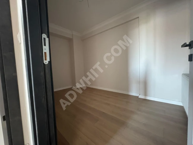 ADNAN KAHVECİ CADDESİ ÜZERİNDE DENİZ MANZARALI DAİRE 
