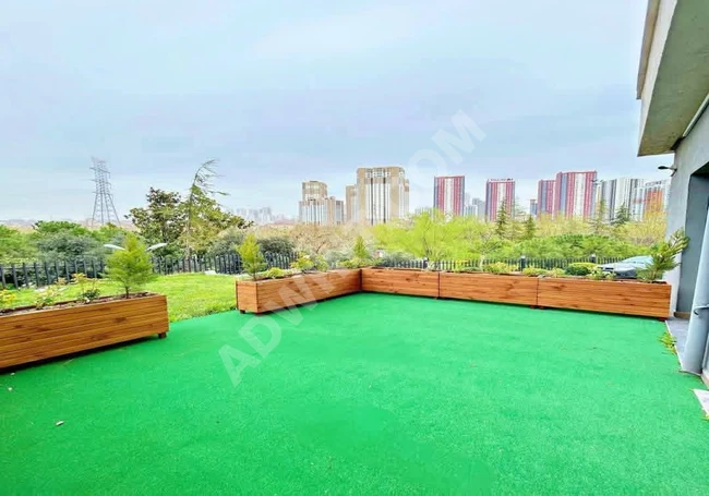 Luxury apartment with a garden view within a complex for sale in Istanbul at an attractive price.