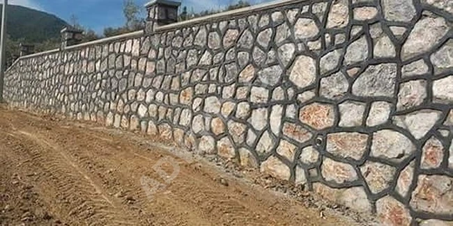 Retaining stone wall, begonite cube stone, granite cube stone