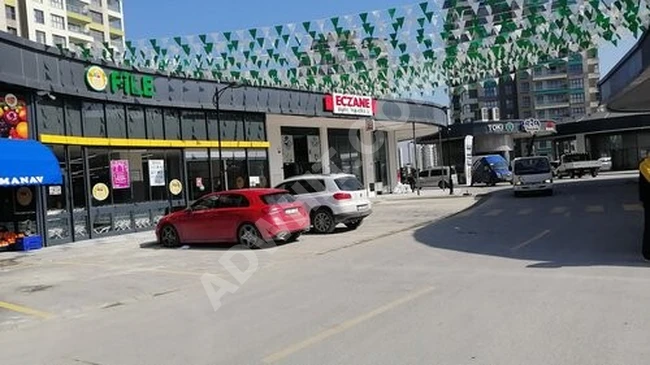 Shop for Sale with Tenant Suitable for Credit in Park Mavera 3
