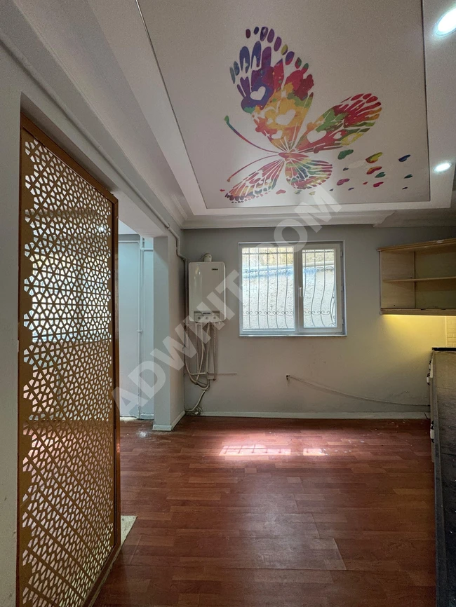 Apartment with garden for sale... Urgent in Istanbul at a very attractive price.