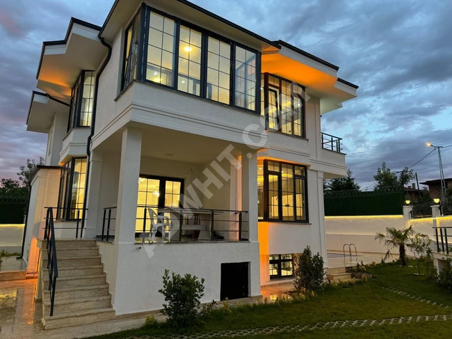 ULTRA LÜKS DENİZ MANZARALI HAVUZLU MÜSTAKİL VİLLA görsel 3