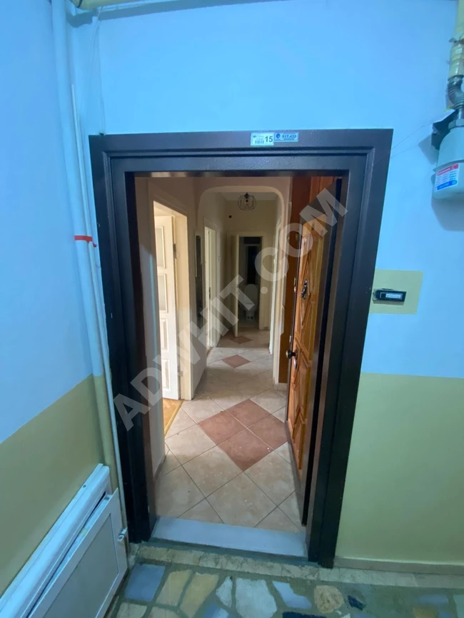 An apartment for sale in the center of Fatih Çapa from Emlak Center.