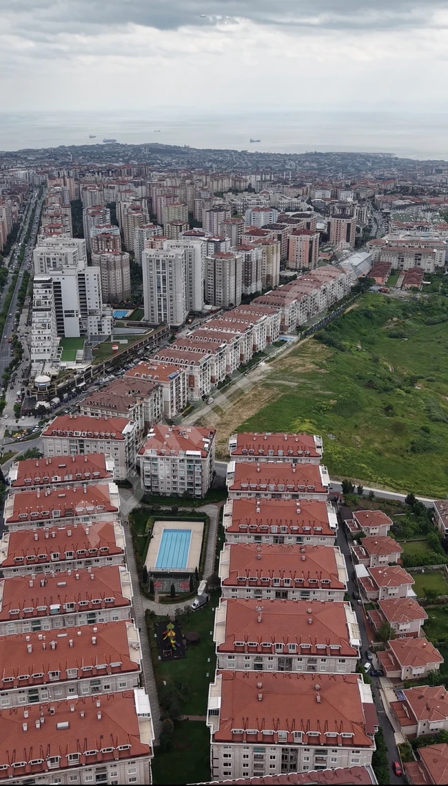 SPACIOUS APARTMENT WITHIN THE BÜYÜKÇEKMECE PINARTEPE COMPLEX