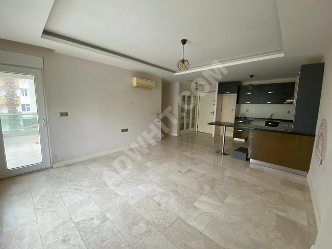 Antalya Konyaaltı satılık 2+1 daire