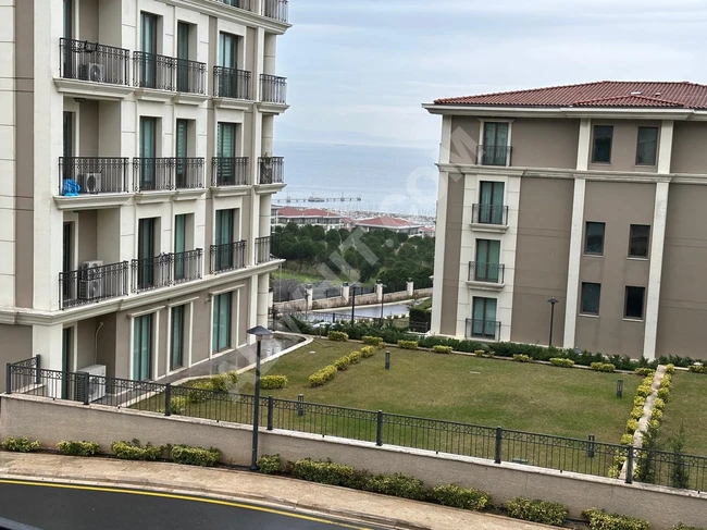 Deniz İstanbul sitesinde satılık daire