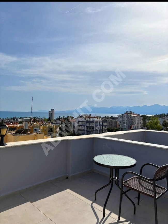 Antalya Lara da plajlara yürüme mesafesinde satılık otel 