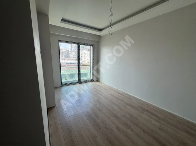 Başakşehir som meydan konakları satılık 4+1