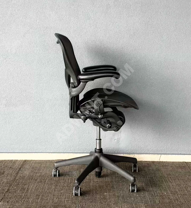 DEMİRHAN OFİS - HERMAN MİLLER AERON B POSTUREFİT ÇALIŞMA KOLTUĞU