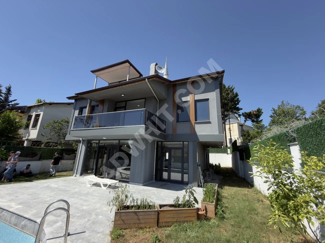 Büyükçekmece Detached Villa for Sale