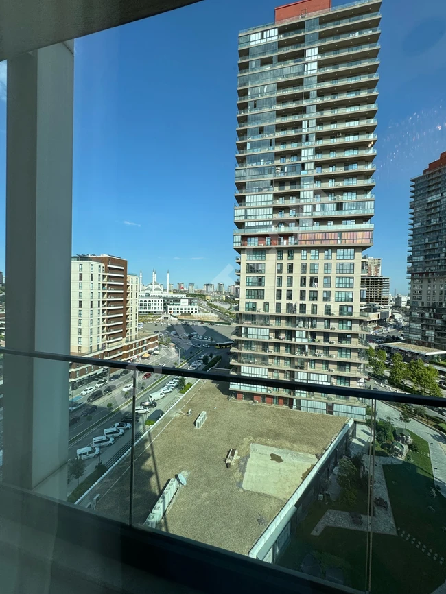 Eşyalı kiralık daire 4+1 Kayaşehir, Edam İstanbul sitesi içinde.