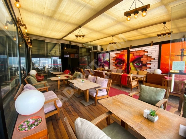 ISTWEST GARDEN USAGE MEZZANINE 300 m² COMMERCIAL PROPERTY FOR RENT