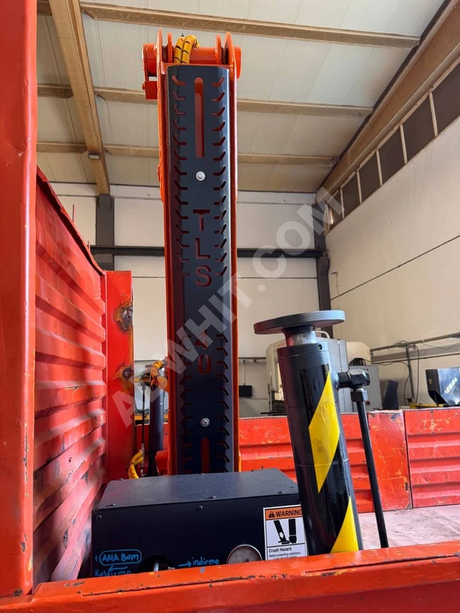 1 TON TLS 40 TELESCOPIC TRUCK CRANE