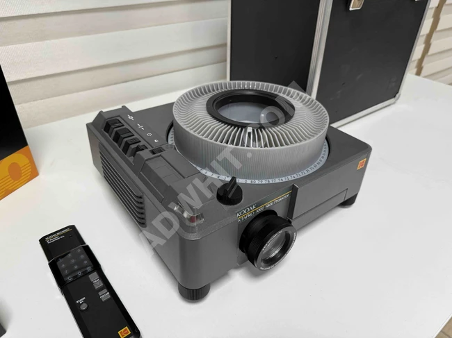 DEMİRHAN OFFICE - COLLECTIBLE KODAK EKTAPRO 3000 SLIDE PROJECTOR
