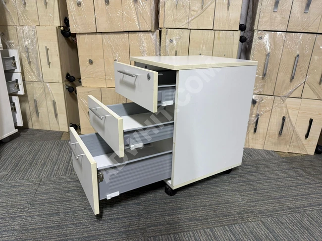 DEMİRHAN OFİS - 3 ÇEKMECELİ AHŞAP BEJ TEKERLEKLİ OFİS KESON