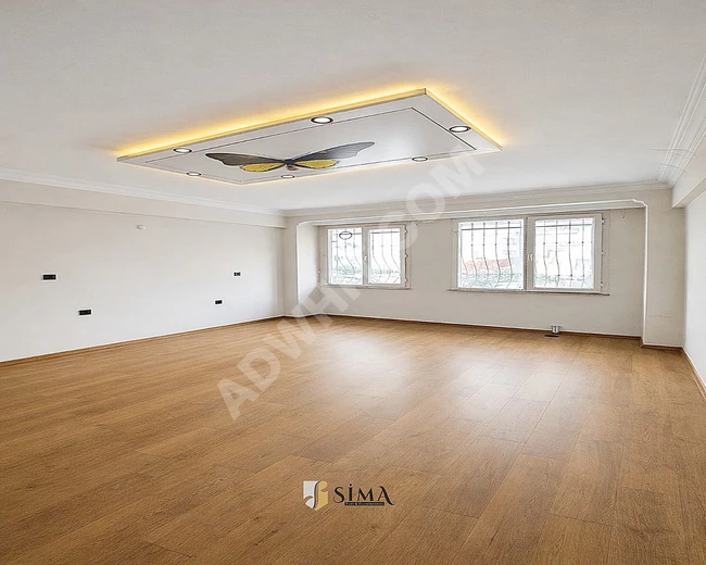 Apartment for sale urgently near the new Istanbul Metro project at a very attractive price.