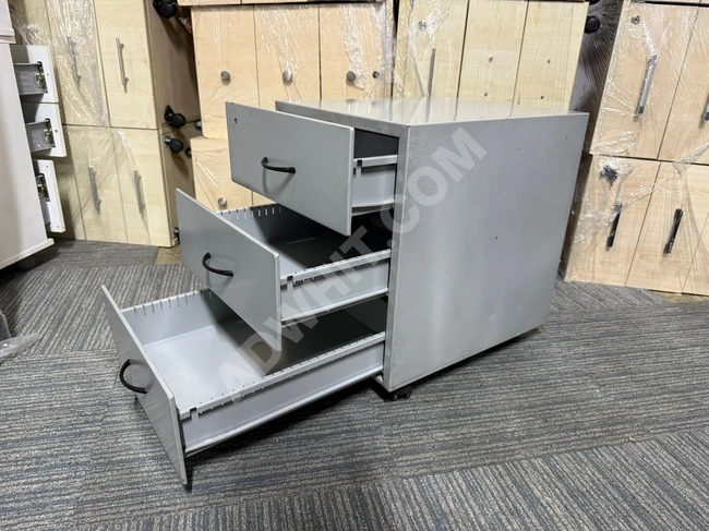 DEMİRHAN OFİS - 3 ÇEKMECELİ TEKERLEKLİ GRİ DEMİR OFİS BÜRO KESON