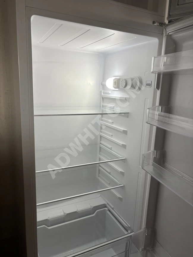 Vestfrost VF LF 1268 buzdolabı, 242 litre kapasite – yeni gibi durumda