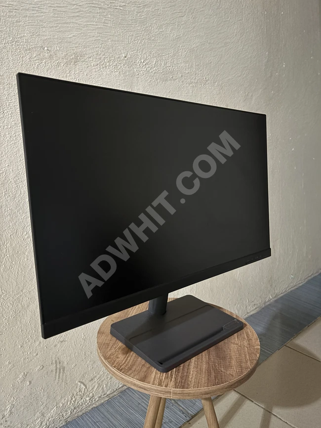 Lenovo 27-inch screen-