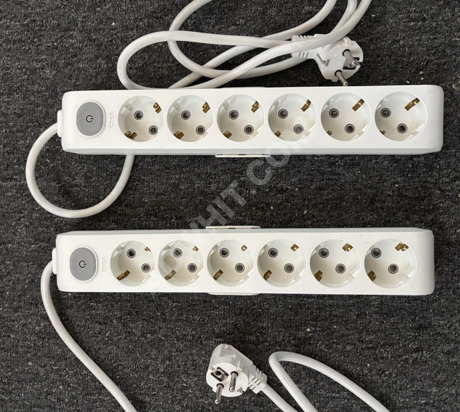 Electrical power strip – 6 outlets with power button, quantity 2