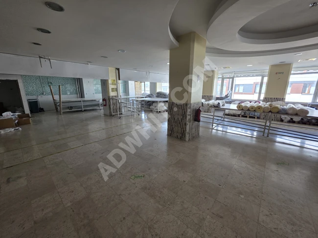 مبنى للإيجار مكون من 3 طوابق بمساحة 1160 متر مربع على شارع كوتشوك شكمجة