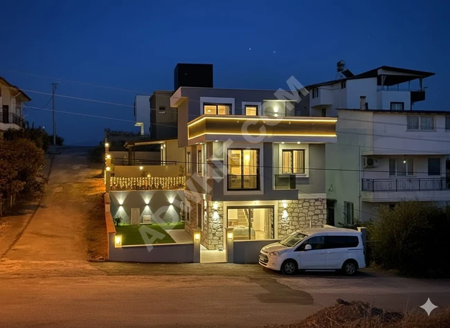 Doğanbey De Tek Mustakil Otoparklı Ultra Lüx Satılık 4+1 Villa