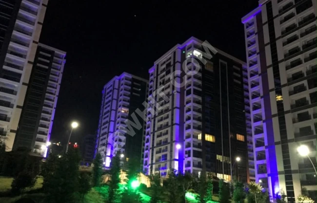 Esenyurt'ta site içinde satılık ev