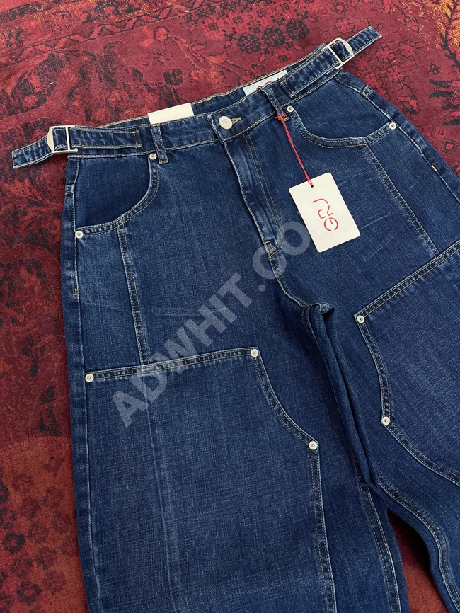Casual jeans