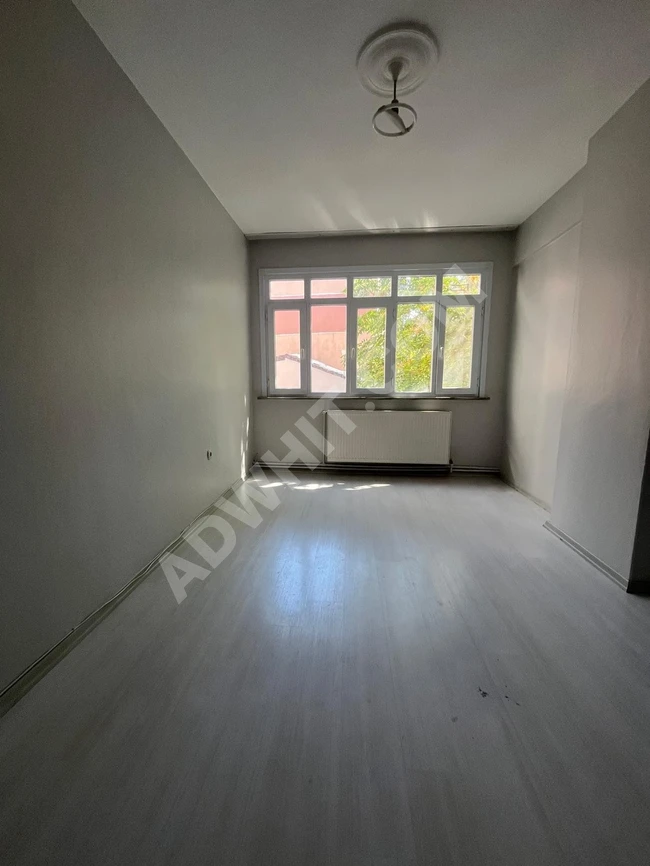 Emlak center'dan Fatih Mevlana kapıda satılık 2+1 salon daire