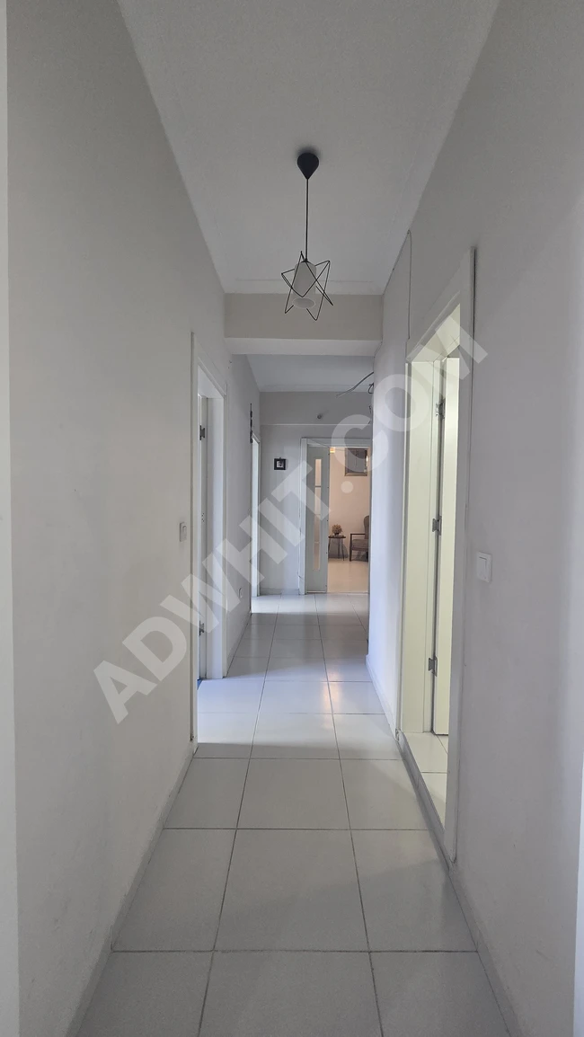 Acil satılık daire Esenyurt Metrobüs Zafır Mahallesi, Şafak Residence sitesinde.