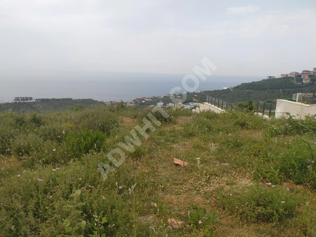 ESENKÖYDE SATILIK VİLLA İMARLI ARSA