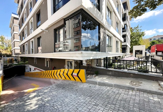 BAKIRKÖY DE SATILIK SİTE İÇİ LÜKS DAİRE