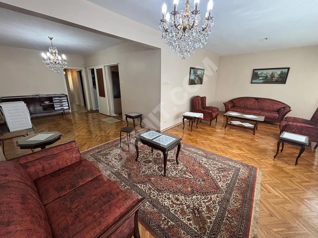 Şişli Osmanbeyde Metroya 7-8 dakika Kısmi Eşyalı Kiralık Daire