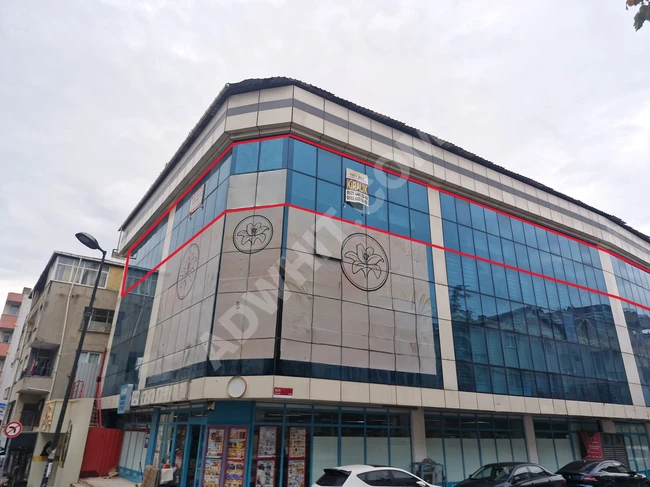 PENDİK ESENYALI 'DA MERKEZİ LOKASYONDA 600 M2 KİRALIK DÜKKAN
