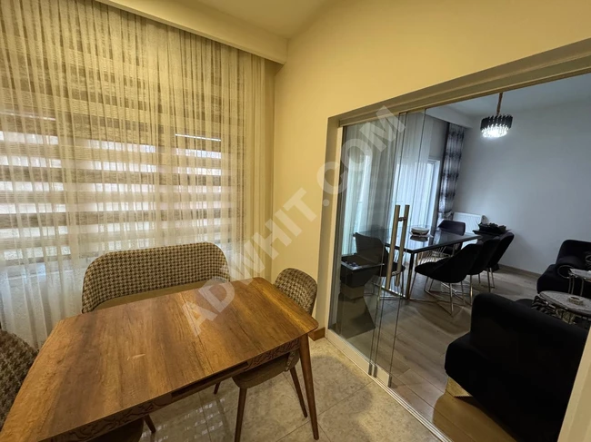 Bahçeşehir Bahçekent'te Flora Sitesi'nde kiralık, eşyalı 3+1 daire.