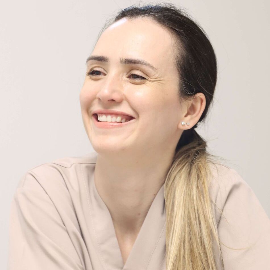 Uzm. Dt. Merve Özkan Akagündüz 