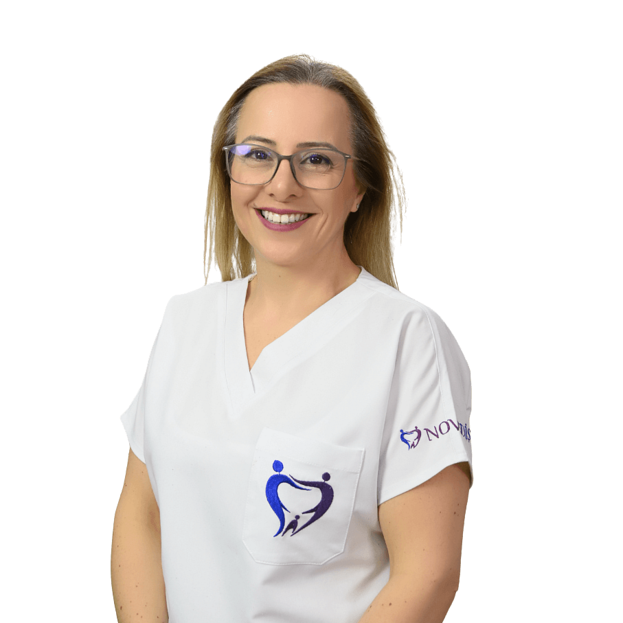 Dt. Burcu Kibaroğlu 