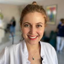 Dt. Zeynep Seda Bayülgen 