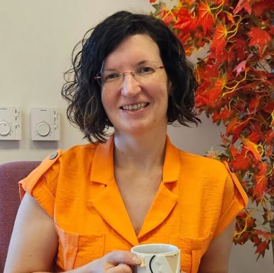 الدكتورة مليكة أوروك أوزبوستاجي