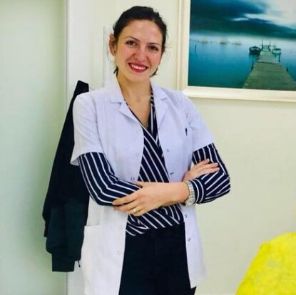 Dt. Zeynep Özer Öztoprak 