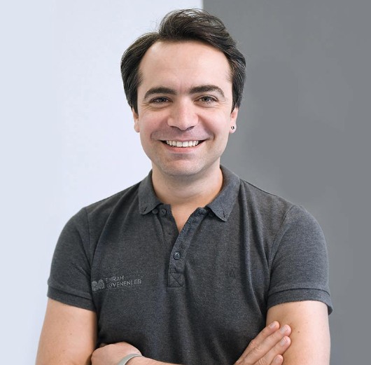 Dt. Emrah Güvenenler 